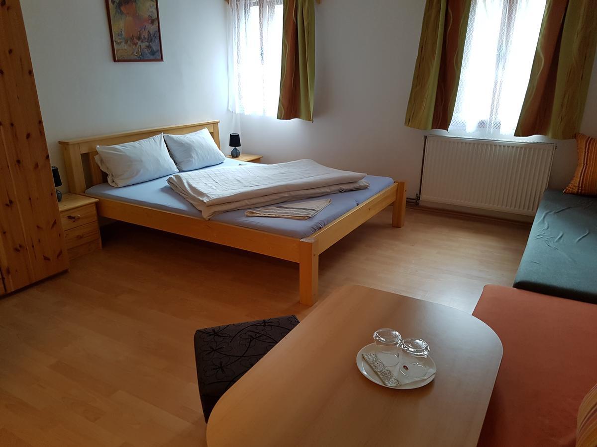 Pension Pod Kastany Srbská Kamenice Buitenkant foto