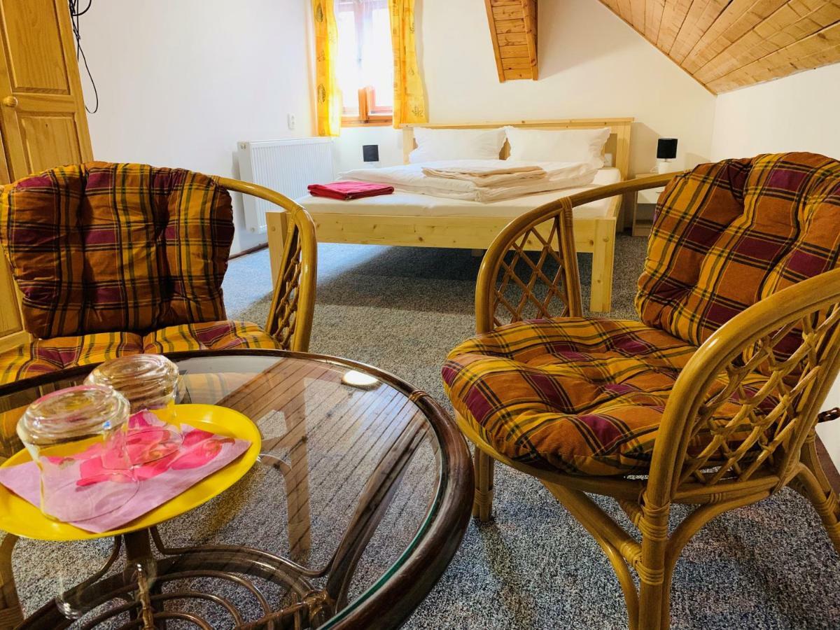 Pension Pod Kastany Srbská Kamenice Buitenkant foto